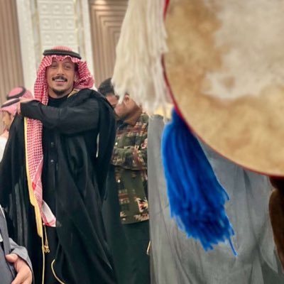 أعشق بلدي🇸🇦 و أهوى الشعر واكتب ما تهواه نفسي