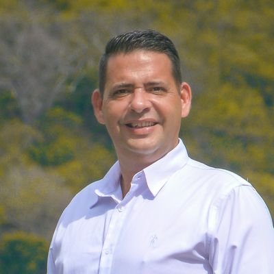 🏛️Diputado del estado Bolívar,
Secretario General @untbol #SomosElCambio