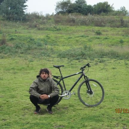 haciendo ciudad en la bici🚴🪴🐝🍉
ni de aquí ni de allá