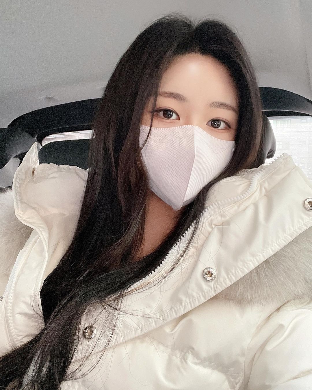 Currently in Korea. I have been in Korea for more than five months, and I buy luxury goods overseas in Korea. https://t.co/4gnGR3aXJI