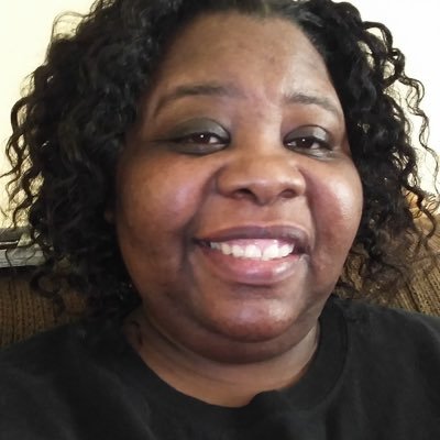 RoseRob82805058's profile picture. 