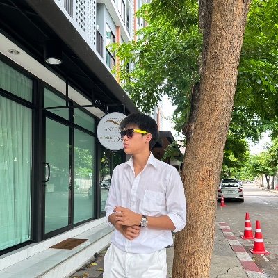 Hi~ I'm PaPaya nice to meet you.🌹❤️ I'm 21y I'm a man.🖤