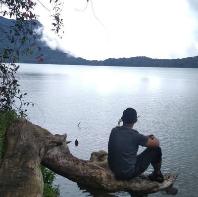 sometime you just need to stay silent,
to stop talking
Bicause no words can explin
what's going on in your mind and heart.