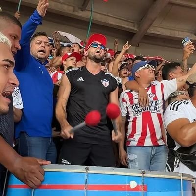 RobertoGalvis14's profile picture. Amante del equipo De mi Ciudad! Solo entro a insultar a todos los que se creen superiores!