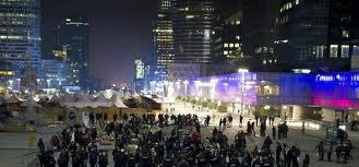 mg_ch_an's profile picture. face au matraquage, nous tiendrons debout et reconstruisons! fiers d etre les 99%! #OccupyFrance #Solidarite #NonViolence