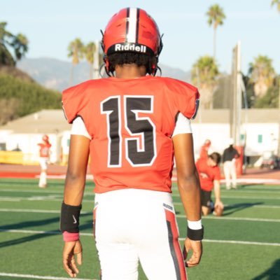 Parlan Maka'ala Sanders 5'10 160lbs Quarterback @SantaBarbaraCityColleg// C/O 2027// 100 M 11.27//Email: 215psanders@gmail.com