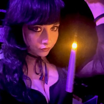 I host a show from the underworld 📺 scary games. dolls. voice acting. ||scarolinebiz@gmail.com
https://t.co/gyocVPmYqZ