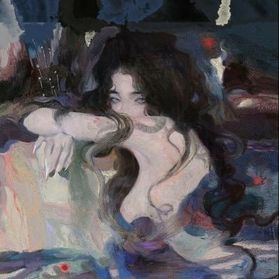 MulcahyDawne's profile picture. Senior Waterstones bookseller♡