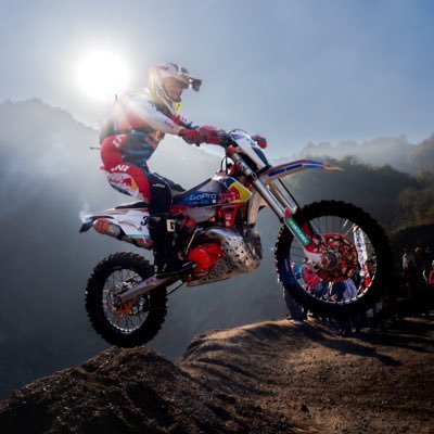 m7gQe40wo0CieRj's profile picture. 