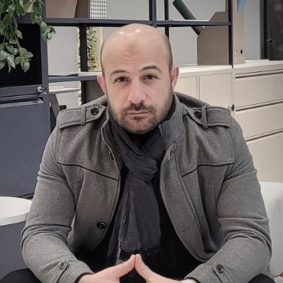Architect | Interior Designer | CG Artist
Co-Founder at OMA & TASK
• تصميم - إشراف - تنفيذ
📱• +903583771280
📧 https://t.co/VeBbbnSqZP.group@gmail.com