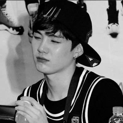 where did the fragments of my dreams go? - agust d
🤍 taytan 🫶🏻
esp/eng :)