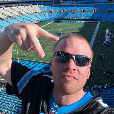 37 and single just living my best life and making many memories along the way. Huge Carolina Panthers fan #keeppounding