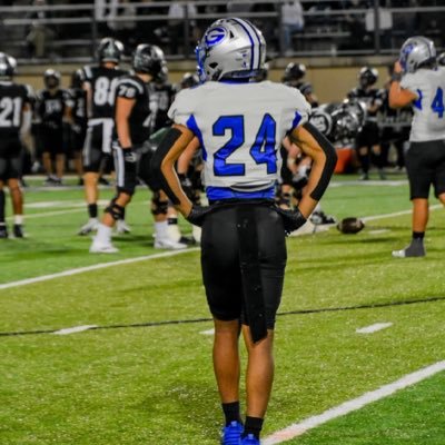 Varsity CB/DB | Georgetown HS | 5”8160 | 2 Sport Athlete 🏀🏈 | | DEATHROW 🏴‍☠️/#512-949-0339/2.7 GPA