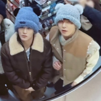 mzmzmz00's profile picture. 던님 돌아와,,