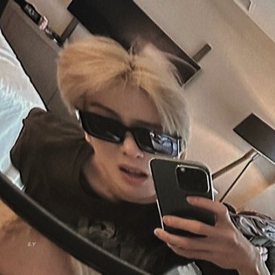 00hxyperr's profile picture. heart needs a break.