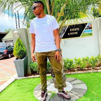 SELLO921's profile picture. 🇿🇦 God 🙏.
KAIZER CHIEFS ❤️
MANCHESTER CITY ❤️