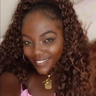 Renatapreta08's profile picture. não espere para ser feliz nos momentos que os outros te proporcionar. faça de tudo um motivo para estar bem