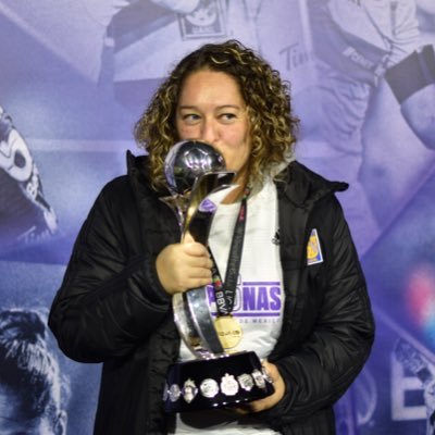 Professional football coach @TigresFemenil . Mejor entrenadora LigaMX femenil 2023. 🥇Apertura23 🥇Campeón de Campeonas 🇲🇽. Primera división 🇪🇸. JFL 🇯🇵