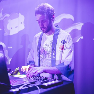 adroさんのプロフィール画像