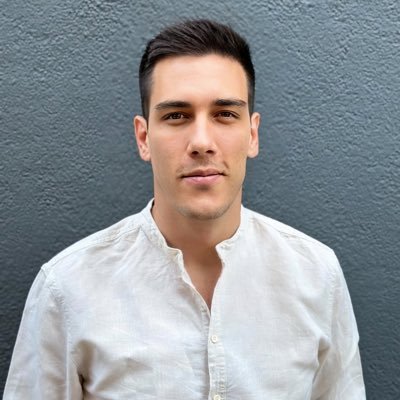 Hablo de política, economía, actualidad y he escrito un libro . También reparto estopa. Mi canal de Youtube 👇🏻