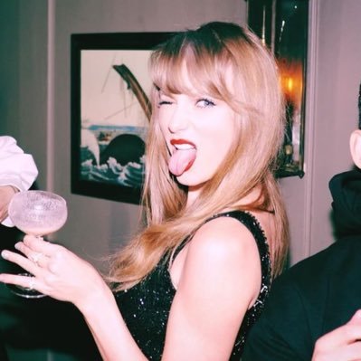 imtaylormoon Profile Picture