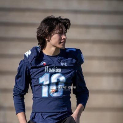 Quarterback at Chapin High School | 6ft 170lbs | C/O 2025 |