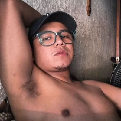 🔞🇲🇽 TABASQUEÑO.
Moreno, curioso, pervertido, morboso, cabrón y chingón. 🍑 🍆