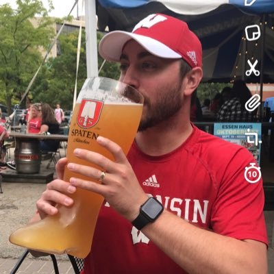 tizzle32's profile picture. 