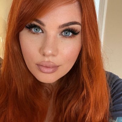 cursedcrucifix's profile picture. I'm a humorous single woman embracing independence, finding happiness without the need to date. Join me as I share random blogs and jokes.