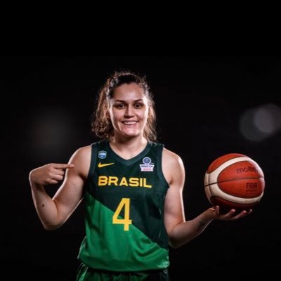 jogadora profissional de basquete 🏀 formada em comunicação na Kansas University. 🎓 contato@midiahype.com.br
