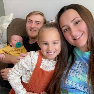 bri_barnard04's profile picture. Robby, Briella & Jaxson Barnard 👨‍👩‍👧❤️