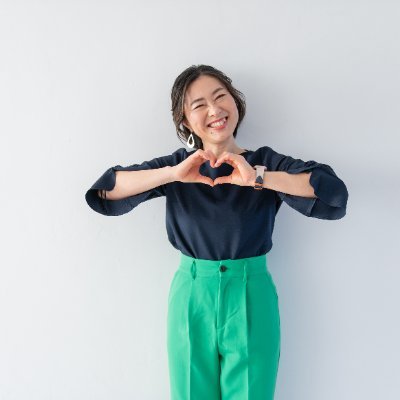 「まごはやさしいこ」実践者 / 週3回の筋トレ💪 / 毎日の菌トレ🦠(発酵食)👉 その結果、マイナス10歳のアンチエイジングに成功 / オーガニック野菜の販売サポート歴10年@青山ファーマーズマーケット| ビジョンは「美味しいって幸せ」を情報発信して日本人の幸福度を3割アップ⤴️ | 野菜と発酵と🇳🇿好き♡