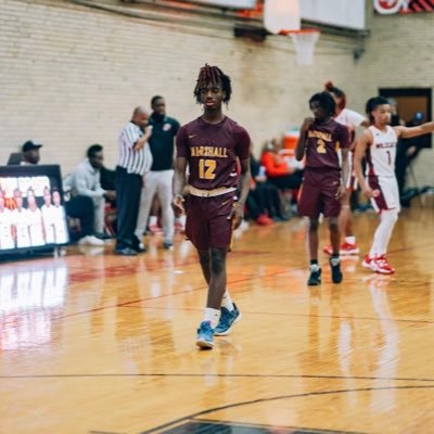 Britt Williams🏀🏈 6’2 157 LBS |WR/Safety| Point Gaurd/Small Foward | Marshall High School | C/O ‘25 Chicago, IL📍| 3.5 GPA📚 Contact info|brittenj515@gmail.com