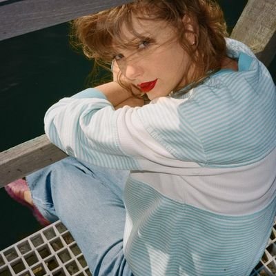 Yahtaylor13's profile picture. taylor swift fan from uganda . new album coming out 03/10/2025 #thelifeofashowgirl 

jazirah_yahayah on Instagram