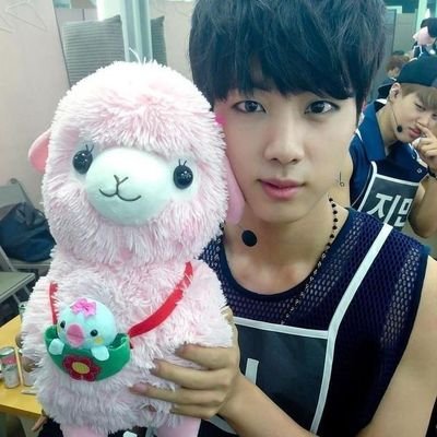 prachiKAlove's profile picture. unserious person