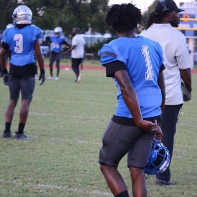 C/O 2026 ATH| 5’8 170lbs| GPA:3.0+|EMAIL: lilchris._1@icloud.com | PHONE NUMBER| 9542268396 | Instagram | @2steezz_ | Hudl: https://t.co/5Hq1l9x5O7