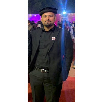 I have been called angry bird, sugar-coated idealist. I like to think of myself as more optimistic than that.
Sc: mueedasif1239