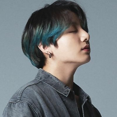 정국의 드리머스 무대로 BTS를 찾아보다 7명의 무한한 매력에 빠져 아미가 된 자. 나의 소중한 탄이들♡ 아포방포♡
