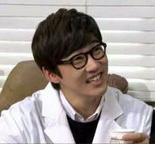 [Parody Account]/ 유선의 남동생/ 보건소 출근/ 르완다/ 패계&붓분들만 맞팔합니다 / 하이킥패계 중복X 실제 윤계상님은아닙니다~^^ /