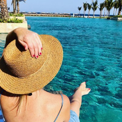 Exploring luxury stays, stunning destinations & delicious food. Follow for your next dream getaway 🌍