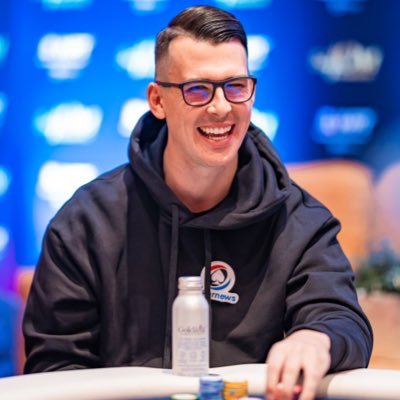 Lukas Robinson♠️Poker Pro🔴Scouser 🗞 @PokerNews Ambassador 🧠Coached by: @bbzpoker 🌟Game of Gold🥇1st person to stream poker for 1000 hours in 100 days #JFT97