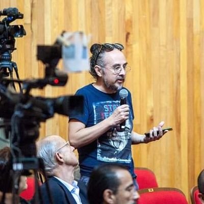 Periodista, editor, cínico de cine y pateador de loncheras en @recinicos