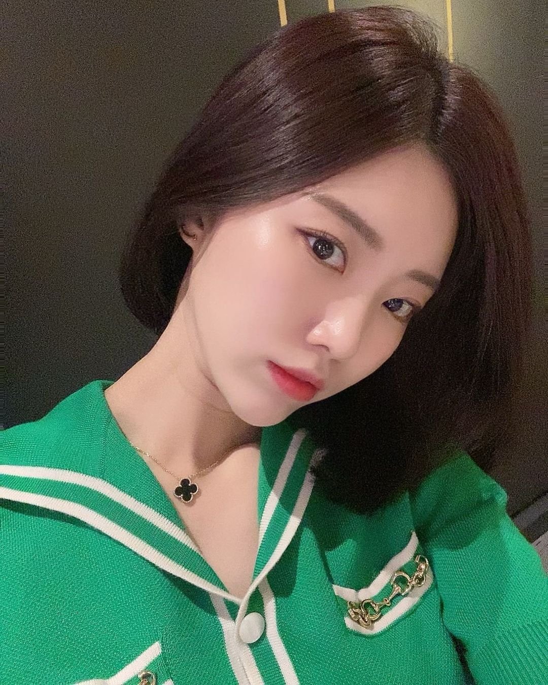 My name is Anna and I am 32 years old. Nice to meet you. I am from Taiwan and now I am in Seoul. I am a fashion designer https://t.co/qUKu28TlsR
