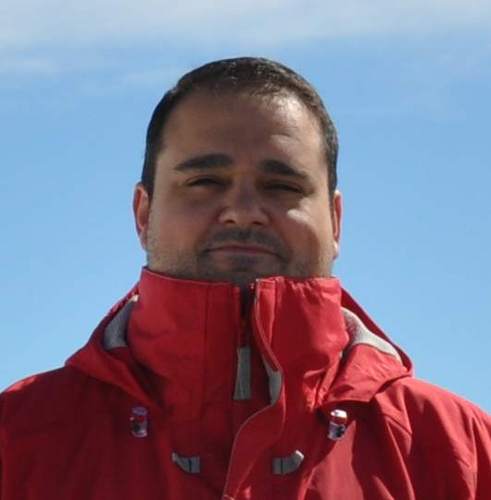 Papá de Carles. Informático y Consultor Político. Emprendedor. Soy Scout.
