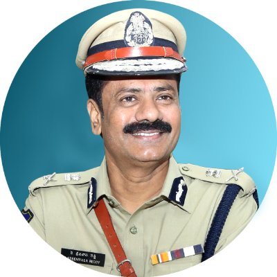 Official Twitter handle of Commissioner of Police, Hyderabad City. Dial 100 in case of Emergency.