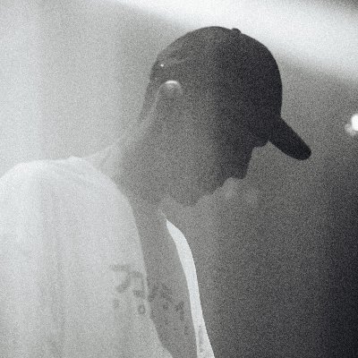 🧙🏼♂️ Indiehacker
🎹 Beatmaker
🧪 Currently validating 👇🏽