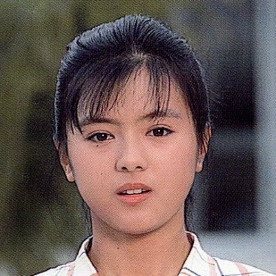 薬師丸ひろ子さんの熱烈ファン　　　　　　　　　
　　　　同い年のひろ子さんを映画「野性の証明」から一途に応援しています