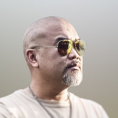 SpotEyes's profile picture. DO CROSSOVER