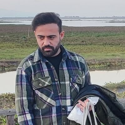 moshajar1240's profile picture. عین یه چوب بی پرچمم حاجی