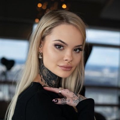 Monami11er's profile picture. Próbuje tu przeżyć. Zawsze będę sobą 🖤 https://t.co/afKeWIcLp3